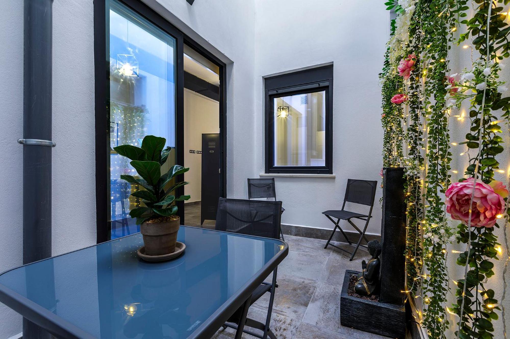 Loft Haven Apartment Малага Екстериор снимка